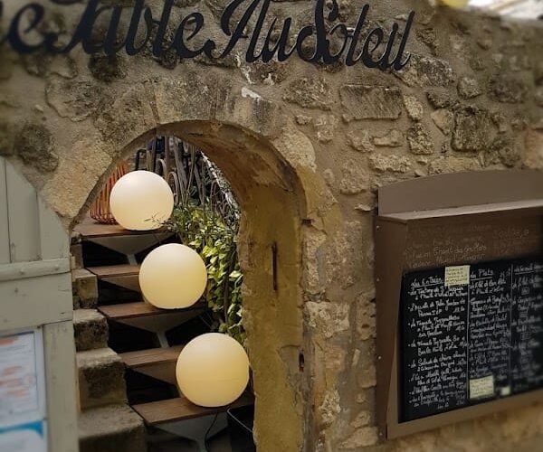 Restaurant Une Table Au Soleil à Les Baux-de-Provence, France