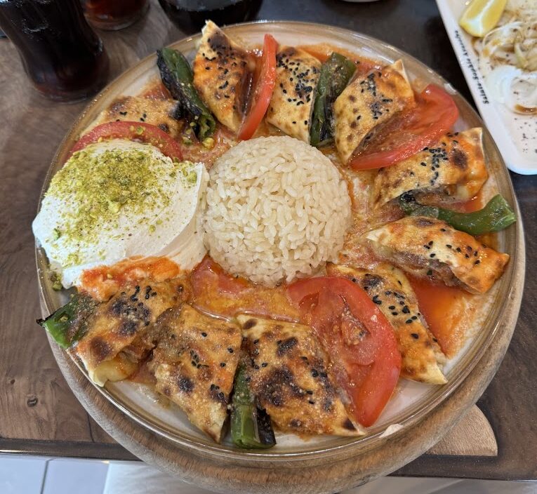 Restaurant Viana – Yaprak Döner & Iskender à Woippy, France