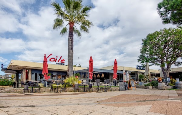 Restaurant Voile Rouge à Saint-Laurent-du-Var, France