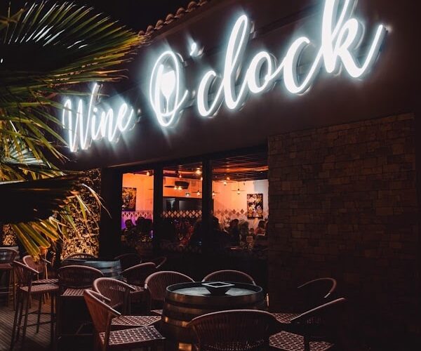 Restaurant Wine O’clock Uzès à Uzès, France