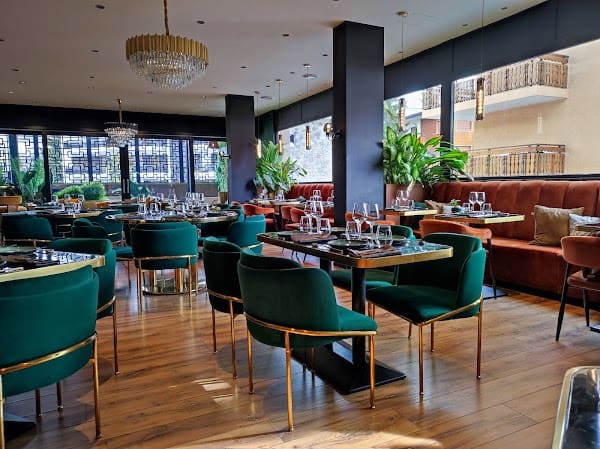 Yuki Lounge Bar & Restaurant à Crans-Montana, Suisse