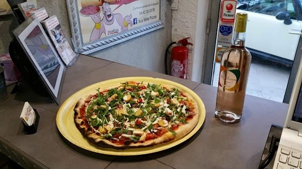 Restaurant 1001 pizzas à Trets, France