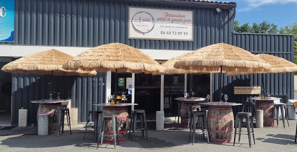 Restaurant A côté à Lacanau, France