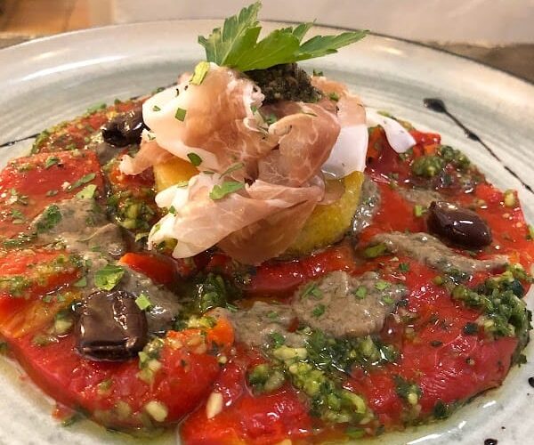 Restaurant À L’Amitié à Saint-Tropez, France