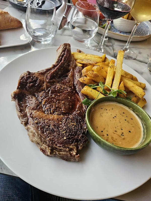 Albertine restaurant à Honfleur, France