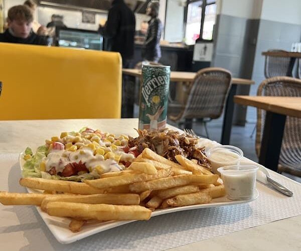 Restaurant AlhambraOFK à Eyguières, France