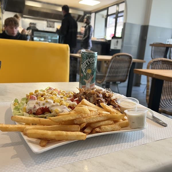 Restaurant AlhambraOFK à Eyguières, France