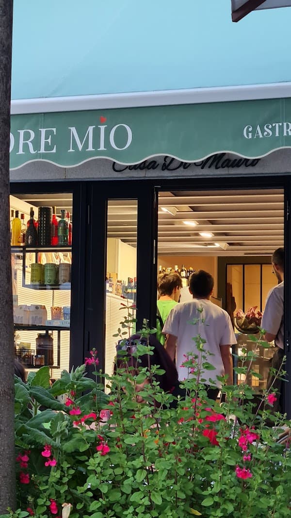 Restaurant Amore Mio – Casa Di Mauro à Pessac, France