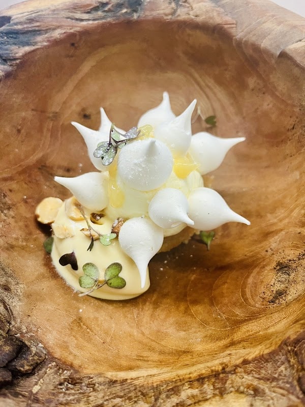 As De Trèfle -Restaurant Gastronomique et Véranda “cuisine d’été” Bernières sur mer, Caen mer. à Bernières-sur-Mer, France