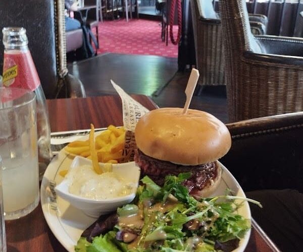 Restaurant Au Bureau – Pub et Brasserie à Vesoul, France