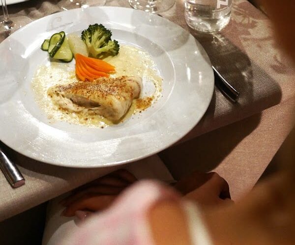 Restaurant Au Caprice des Deux – Cuisine bistronomique française à Saint-Tropez, France