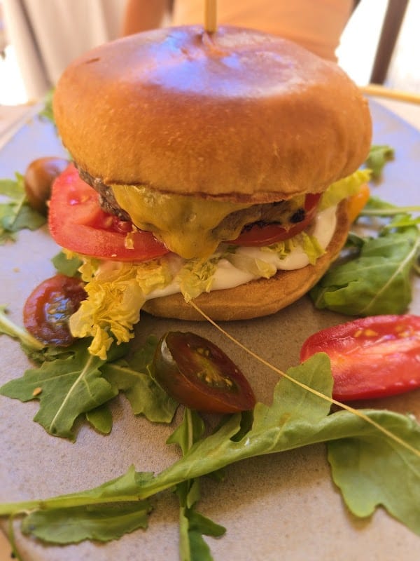 Restaurant Au Caprice des Deux – Cuisine bistronomique française à Saint-Tropez, France