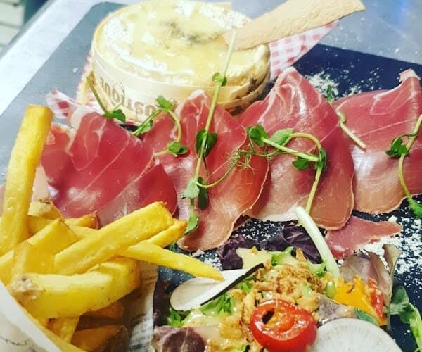 Restaurant Au jardin du Port (Le Live) à Le Pradet, France