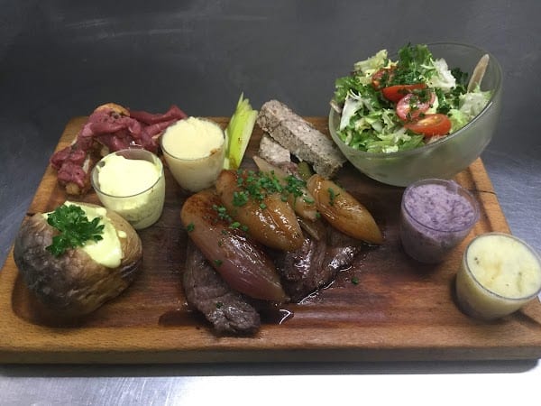 Au Lapin Qui Fume – Restaurant Traditionnel Français Tours à Tours, France