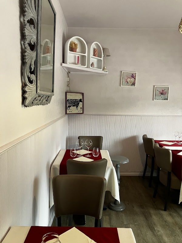 Restaurant Au Petit Robinson à Saint-Dié-des-Vosges, France