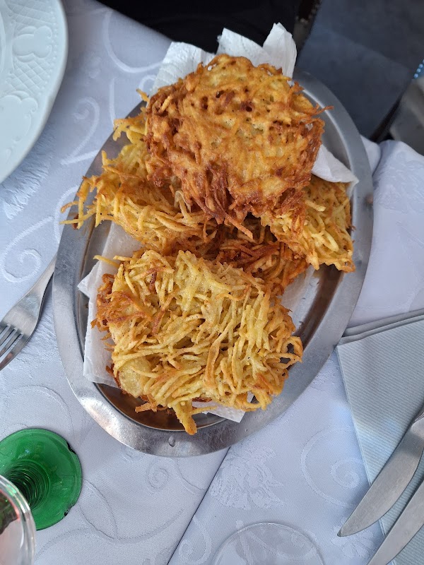 Restaurant Au Petit Robinson à Saint-Dié-des-Vosges, France