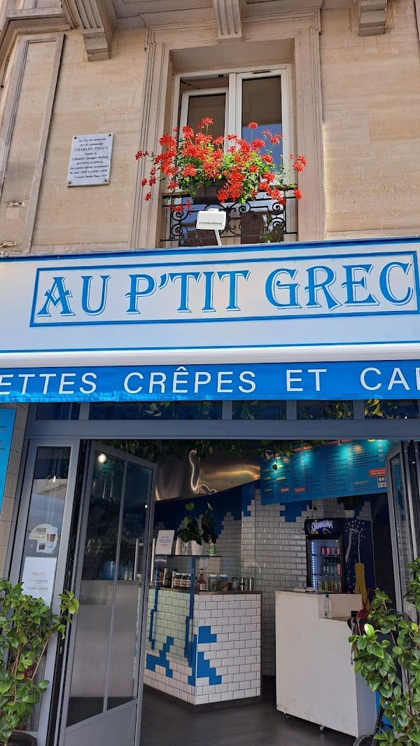 Restaurant Au P’tit Grec à Paris, France