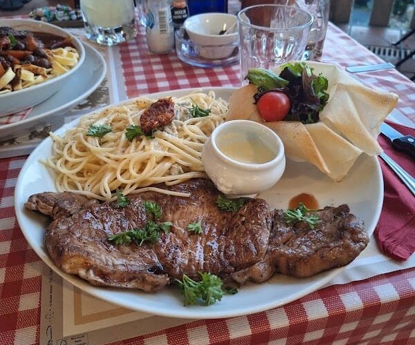 Restaurant Au Rendez-Vous à Callian, France