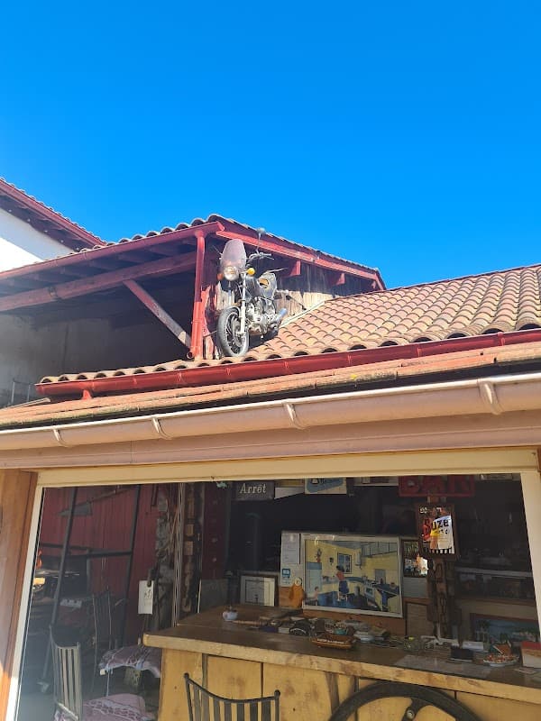 Au restaurant de la ferme mignaburia à Arbérats-Sillègue, France