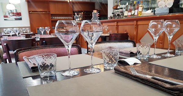 Restaurant Au Tout Va Bien à Charleville-Mézières, France