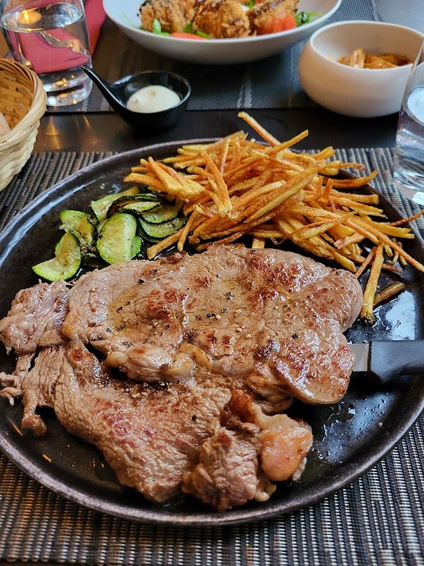 Au Tweety’s Restaurant à Montigny-lès-Metz, France