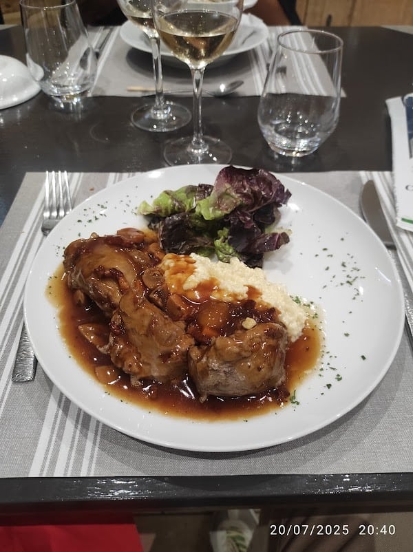 Restaurant Auberge de la Luzerne à Bernières-sur-Mer, France