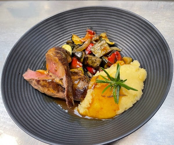 Restaurant Auberge des bannettes à Rousset, France