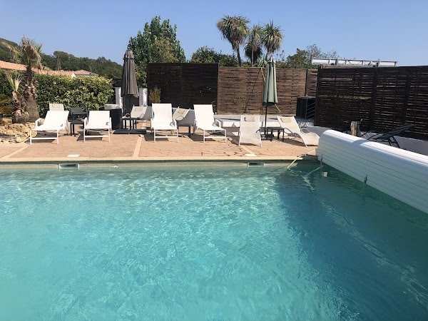 Restaurant Auberge Des Pins à Tourrettes, France