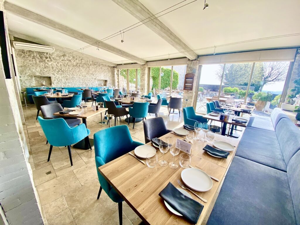 Restaurant Auberge du Vieux Château à Cabris, France