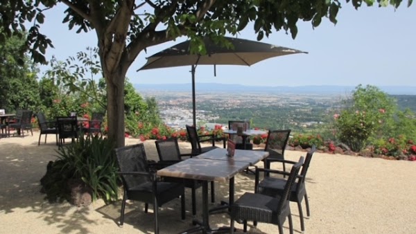 Restaurant Auberge La Chaumière à Volvic, France