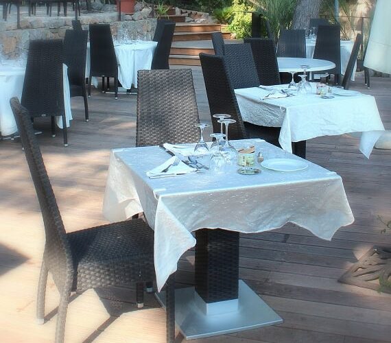 Restaurant Auberge Lou Petoulet à Carqueiranne, France