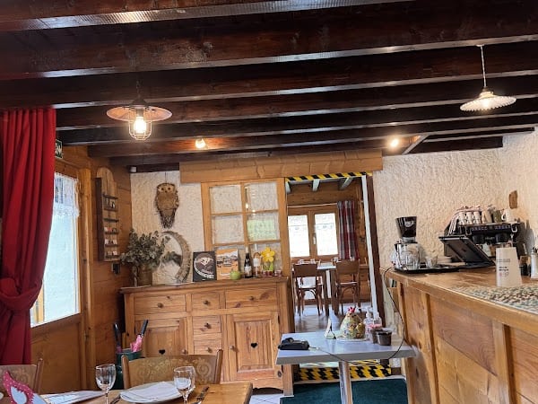 Restaurant Auberge Pointe du Midi à Mont-Saxonnex, France