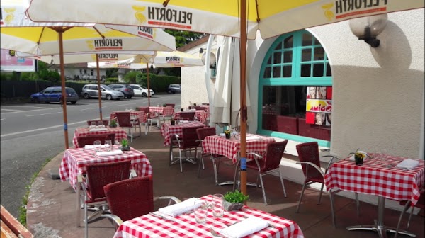 Restaurant Aux Pyrénées à Oloron-Sainte-Marie, France