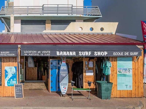 Banana Surf Shop Cafe: Restaurant Et Découverte/Location/Stage/Cours Ou Surf School À Lacanau Ocean à Lacanau, France