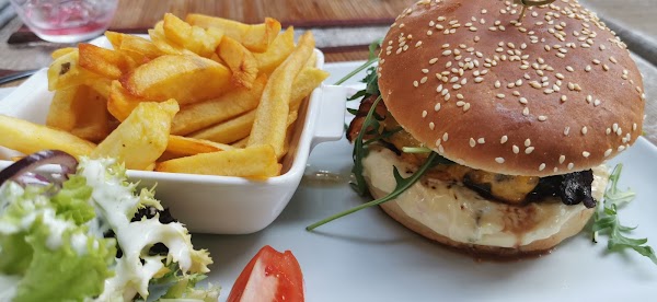 Bar a Vin – Restaurant Le 222 à Bastogne, Belgique