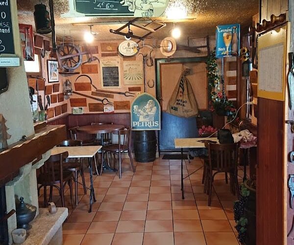 Restaurant Bar Brasserie La Cheminée à Évreux, France