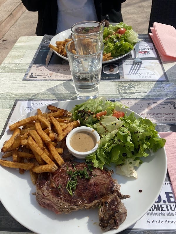 Restaurant Bar de la Tour à Taradeau, France