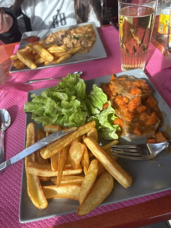 Restaurant BAR DES ALLEES à Vesoul, France