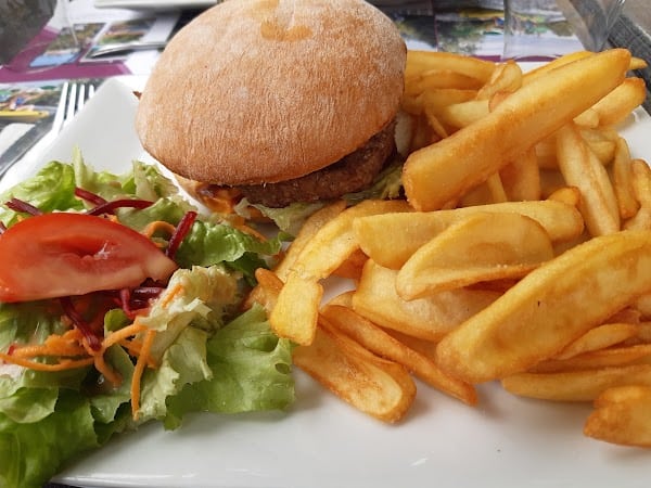 Restaurant BAR DES ALLEES à Vesoul, France