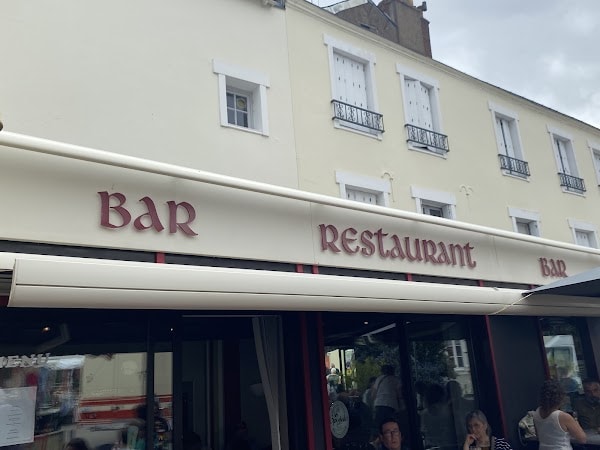 Bar restaurant du marché à Ancenis-Saint-Géréon, France