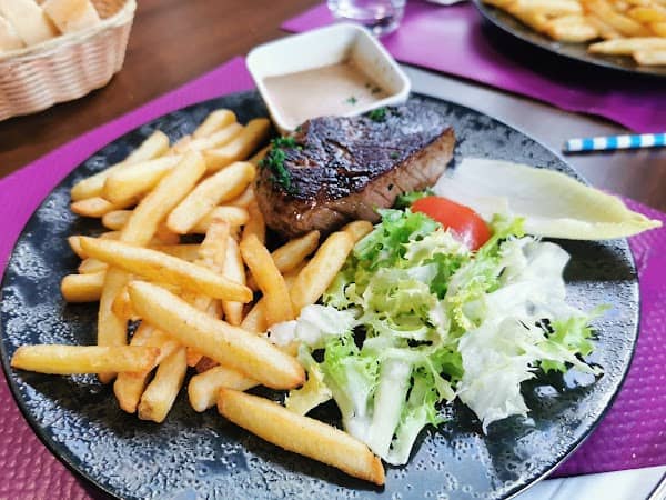 Bar Restaurant le Bisten à Creutzwald, France