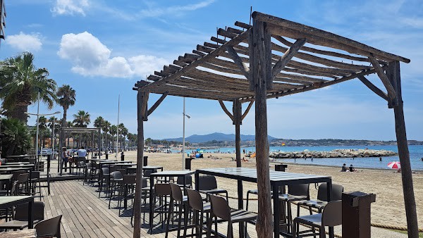 Bistro Frégate | Restaurant Traditionnel Méditerranéen à Six-Fours-les-Plages, France