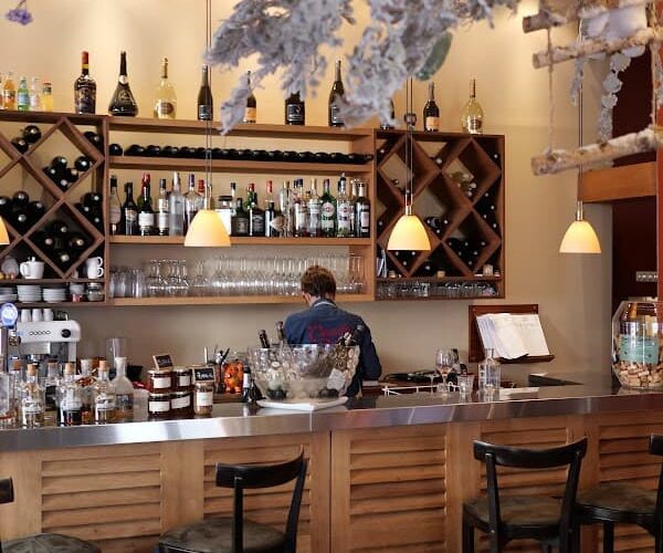 Restaurant Bistro Les Canailles à Cannes, France