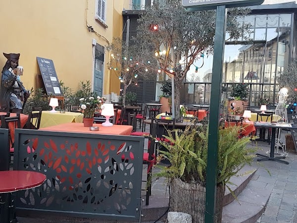Restaurant Bistro Les Templiers à Hyères, France