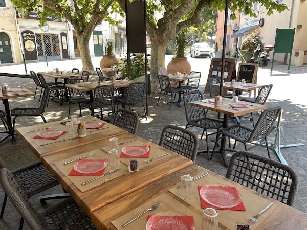 Restaurant Bistrot de la fontaine à La Garde, France