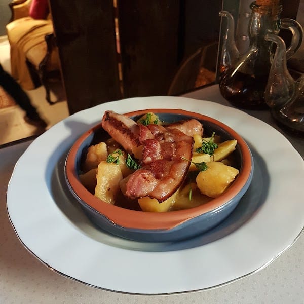 Restaurant Bistrot des chineurs à Charleville-Mézières, France