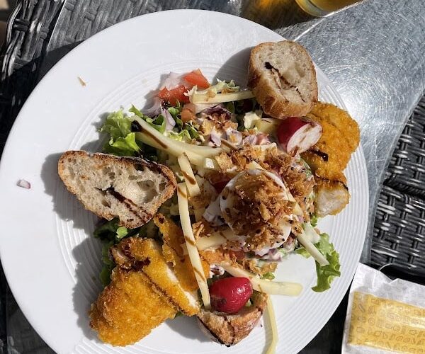 Restaurant Bistrot du port à Châtelaillon-Plage, France