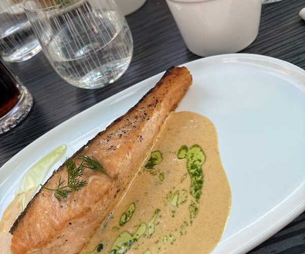 Restaurant Bistrot le 77 ème à Melun, France