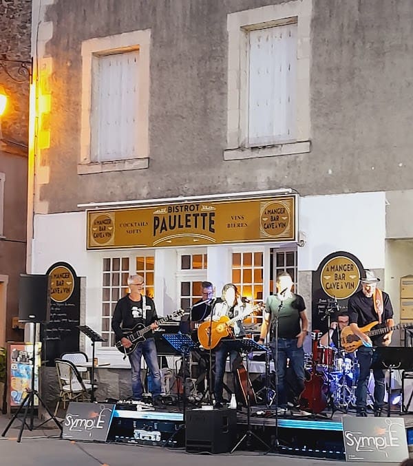 Restaurant Bistrot Paulette à Mauges-sur-Loire, France