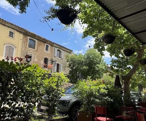 Restaurant Bistrot Quàsi à Eygalières, France